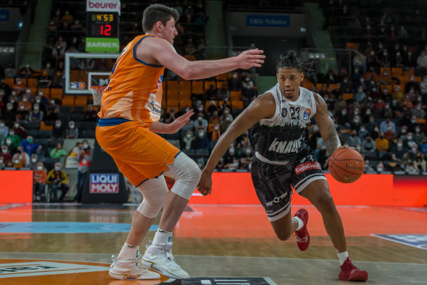 离队或多或 离队或多或