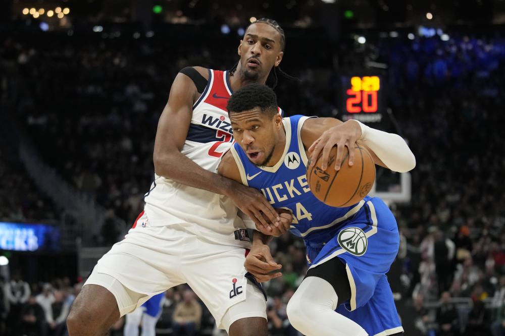 令球迷们充 令球迷们充