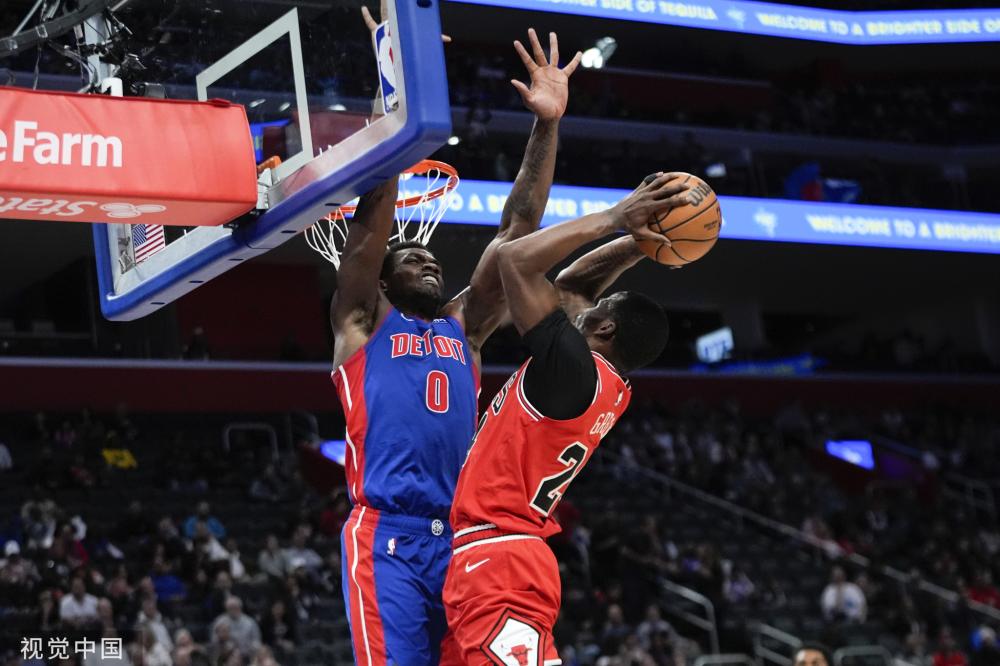 场的表现如 场的表现如